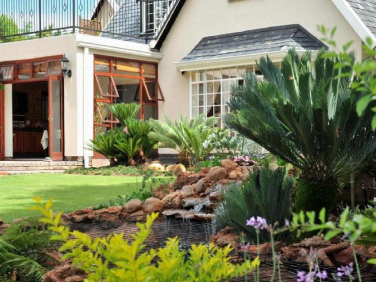 Gallo Manor Executive Bed & Breakfast Hotel Johannesburg Exterior photo